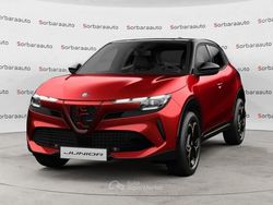 Rosso Nuova 2025 Alfa Romeo Junior SUV | 34.990 € (Molto cara)