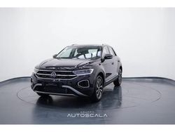 Nero pastello Usata 2024 VW T-Roc Style SUV | 28.990 € (Buon prezzo)