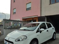 Bianco Usata 2018 Fiat Grande Punto Due volumi | 5000 € (Buon prezzo)