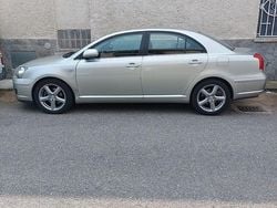Grigio Usata 2008 Toyota Avensis Tre volumi | 4500 € (Buon prezzo)
