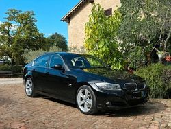 Nero Usata 2011 BMW 330 Efficient Dynamics Tre volumi | 9900 € (Buon prezzo)