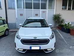 Bianco Usata 2017 Kia Niro Style SUV | 10.990 € (Buon prezzo)