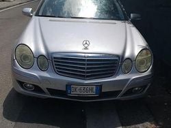Grigio Usata 2007 Mercedes E220 Elegance Station wagon | 1650 € (Super prezzo)