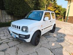 Bianco Usata 2011 Suzuki Jimny SUV | 11.500 € (Buon prezzo)