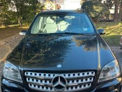 Nero Usata 2007 Mercedes ML350 SUV | 19.500 €