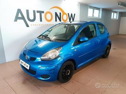 Blu Usata 2010 Toyota Aygo Due volumi | 3000 € (Ottimo prezzo)