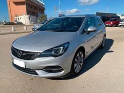 Grigio Usata 2020 Opel Astra Tre volumi | 12.900 € (Buon prezzo)