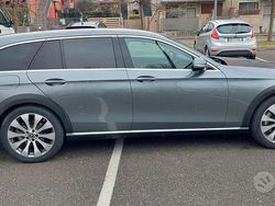 Grigio Usata 2019 Mercedes E220 Station wagon | 27.500 € (Cara)