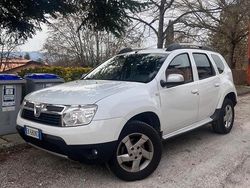 Bianco Usata 2011 Dacia Duster SUV | 6500 € (Buon prezzo)