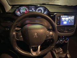 Usata 2016 Peugeot 208 Active Due volumi | 4399 € (Ottimo prezzo)