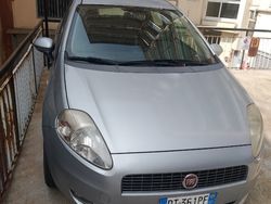 Grigio Usata 2008 Fiat Grande Punto Due volumi | 2200 € (Ottimo prezzo)