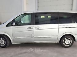 Grigio / metallizzato Usata 2006 Mercedes Viano Monovolume | 10.900 € (Buon prezzo)
