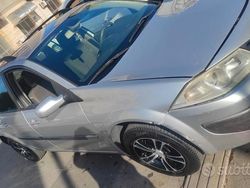 Grigio Usata 2006 Renault Mégane II Due volumi | 2000 € (Molto cara)