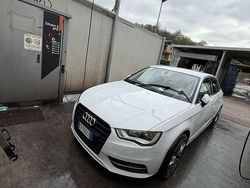 Usata 2015 Audi A3 Sportback Ambition Due volumi | 12.500 € (Buon prezzo)