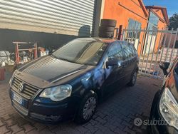 Blu Usata 2008 VW Polo Tre volumi | 3000 € (Buon prezzo)