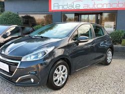Grigio Usata 2019 Peugeot 208 Active Due volumi | 7900 € (Ottimo prezzo)