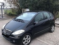 Nero Usata 2005 Mercedes A170 Avantgarde Tre volumi | 3000 € (Cara)