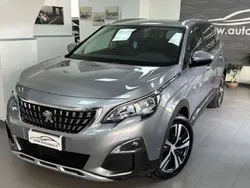 Grigio Usata 2020 Peugeot 5008 Allure Monovolume | 17.900 € (Buon prezzo)