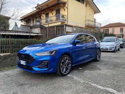 Blu/azzurro Usata 2023 Ford Focus ST-Line Tre volumi | 19.900 € (Buon prezzo)