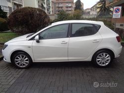 Bianco Usata 2017 Seat Ibiza SOL Tre volumi | 7800 € (Buon prezzo)