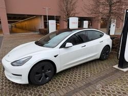 Bianco Usata 2021 Tesla Model 3 Long Range AWD Tre volumi | 23.500 € (Ottimo prezzo)
