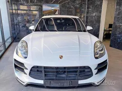 Bianco Usata 2014 Porsche Macan Turbo SUV | 32.999 € (Buon prezzo)