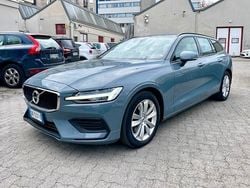 Grigio Usata 2022 Volvo V60 Business Edition Station wagon | 20.000 € (Ottimo prezzo)