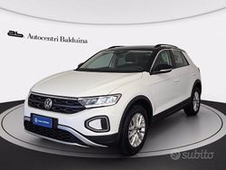 Bianco perla metalizzato tetto Usata 2022 VW T-Roc Life SUV | 19.900 € (Ottimo prezzo)