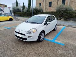 Bianco Usata 2014 Fiat Punto Street Tre volumi | 5900 € (Buon prezzo)
