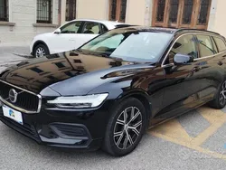 Nero Usata 2023 Volvo V60 Core Station wagon | 27.990 € (Ottimo prezzo)