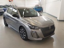 Grigio Nuova 2025 Peugeot 208 Style Due volumi | 17.800 € (Buon prezzo)
