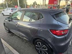 Grigio Usata 2017 Renault Clio IV Life Tre volumi | 7500 € (Cara)