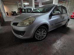 Usata 2007 Renault Clio II Tre volumi | 3499 € (Buon prezzo)
