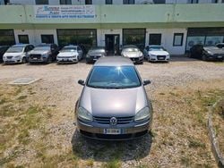 Bianco Usata 2007 VW Golf V Comfortline Tre volumi | 2499 € (Ottimo prezzo)