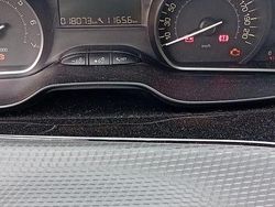 Grigio Usata 2019 Peugeot 208 Due volumi | 10.000 € (Ottimo prezzo)