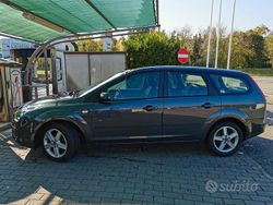 Grigio Usata 2006 Ford Focus Style Station wagon | 2200 € (Buon prezzo)