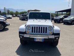 Bianco Usata 2015 Jeep Wrangler Sahara SUV | 26.800 € (Buon prezzo)
