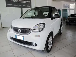 Bianco Usata 2018 Smart ForTwo Coupé Passion Due volumi | 13.900 € (Buon prezzo)