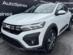 Nero Nuova 2025 Dacia Sandero Expression Tre volumi | 16.900 € (Buon prezzo)