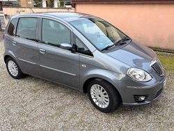 Grigio Usata 2007 Lancia Musa Monovolume | 3800 € (Cara)