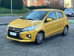 Giallo Usata 2024 Mitsubishi Space Star Invite Tre volumi | 13.000 € (Buon prezzo)