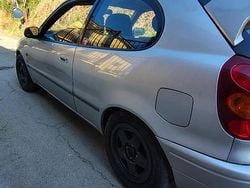 Grigio Usata 1998 Toyota Corolla Due volumi | 3800 €