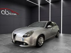 Gray Usata 2016 Alfa Romeo Giulietta Tre volumi | 8990 € (Buon prezzo)