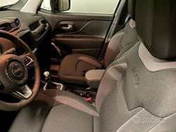 Grigio Usata 2023 Jeep Renegade SUV | 23.000 € (Cara)