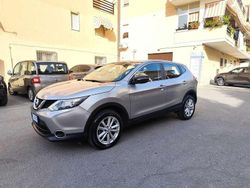 Usata 2017 Nissan Qashqai Tekna SUV | 15.500 € (Molto cara)