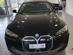 Nero Nuova 2025 BMW i4 Tre volumi | 56.019 € (Buon prezzo)