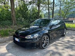 Nero Usata 2014 VW Golf VII GTD Tre volumi | 15.900 € (Buon prezzo)