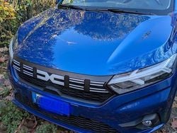 Blu Usata 2024 Dacia Sandero Due volumi | 13.500 € (Buon prezzo)