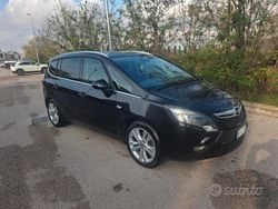 Nero Usata 2012 Opel Zafira Tourer Monovolume | 5500 € (Buon prezzo)