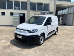 Bianco Usata 2023 Fiat Doblò Comfort Monovolume | 16.850 € (Buon prezzo)